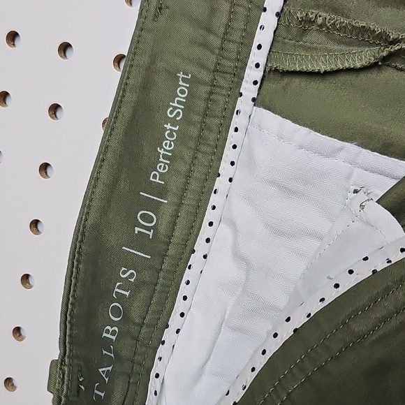 Talbots Perfect Shorts Sz 10 Moss Green - Picture 4 of 9